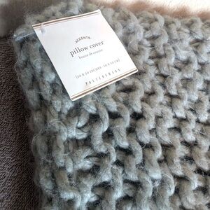 NWT Pottery Barn Wool Blend Gray Throw Pillow Cover 20x20 inch Knit Cottagecore
